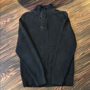 Turtleneck sweater with buttons